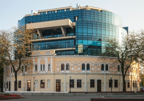 В Одессе "заминировали" торговый центр "Афина": всех людей эвакуировали (обновлено)