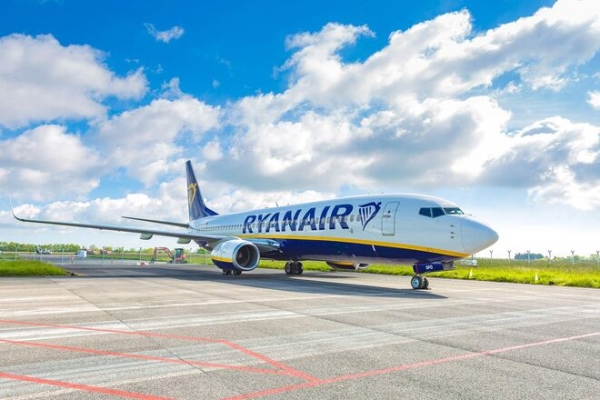 
Известный сервис продает поддельные авиабилеты: Ryanair начал отказывать пассажирам в посадке
