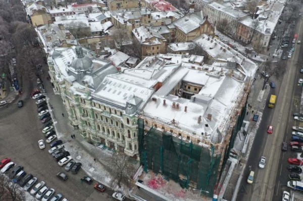 У дома Либмана — новая крыша 