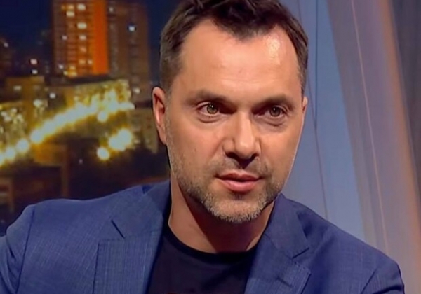 Арестович заявил, что через несколько недель российские солдаты "станут зайчиками"