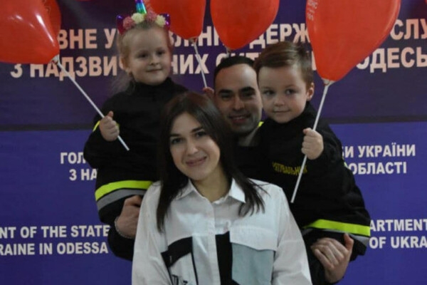 Военная романтика в Одессе: в управлении ГСЧС отметили свадьбу