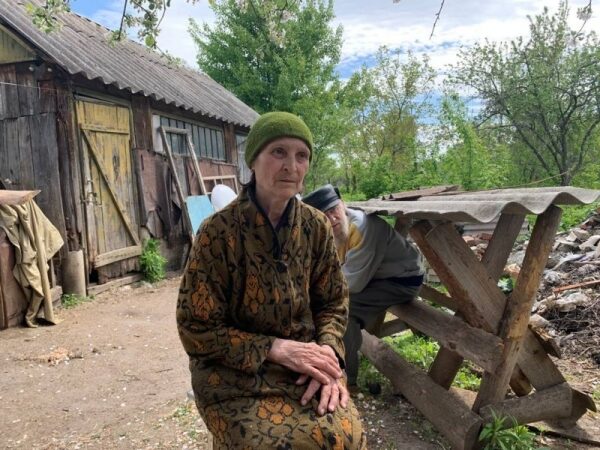 &laquo;Лучше бы я знаменитой не была&raquo;. Как украинка с советским флагом стала культурным феноменом в России и что она об этом думает