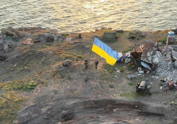 Враг cнова нанес авиаудары по Змеиному для уничтожения остатков своей техники