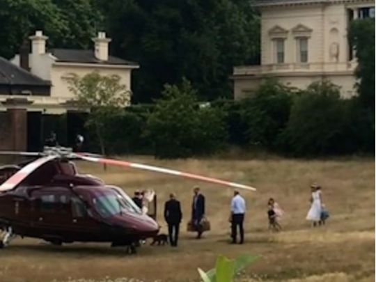 Кейт Міддлтон та&nbsp;принц Вільям терміново відвезли дітей на&nbsp;гелікоптері з&nbsp;Лондона