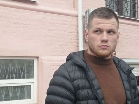 У бою з рашистами поранено відомого громадського активіста Сергія Філімонова, який зіграв головну роль у «Носорозі» Сенцова