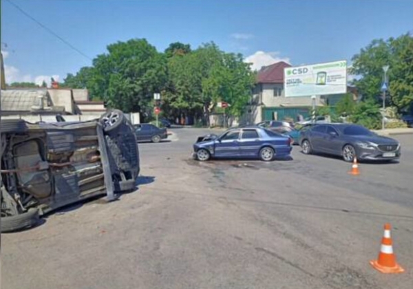 Два ДТП и задержание вероятного шпиона РФ: одесские патрульные отчитались за выходные