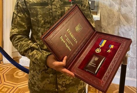 Українцям щомісячно доплачуватимуть за&nbsp;особливі заслуги: хто, коли і&nbsp;скільки отримає