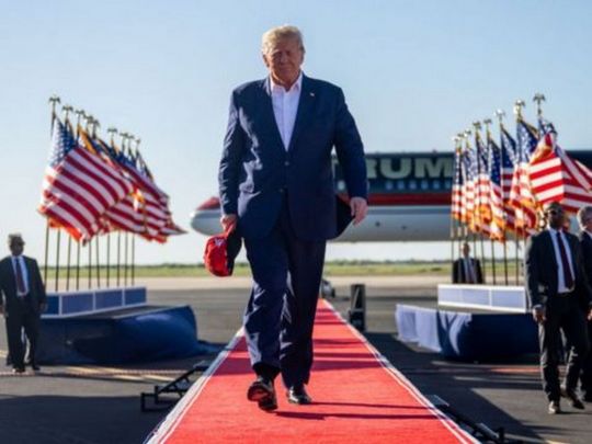 «Це шоу жахів сталінської росії»: Трамп поскаржився прихильникам на розслідування проти нього