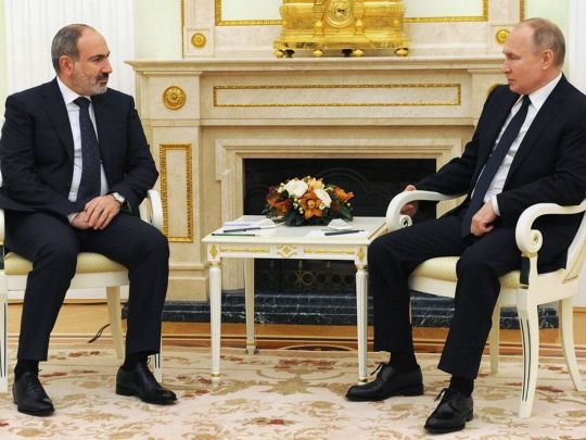 Посередник кремля: Єреван торгує санкційкою на користь агресора