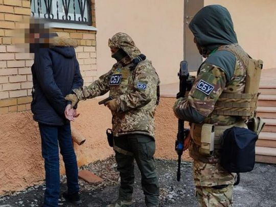 СБУ затримала корегувальника ракетного удару по місцю розташування українських військових у Краматорську (фото)