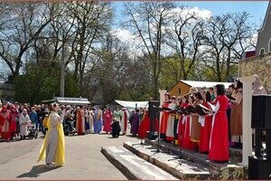 Легионеры и суд над Христом: в Одессе состоялась пасхальная реконструкция