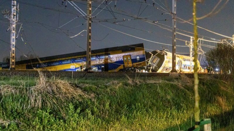 У&nbsp;Нідерландах сталася велика залізнична катастрофа: перші фото та&nbsp;відео
