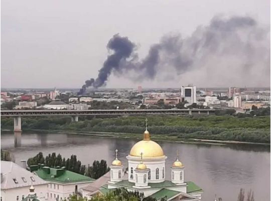 Нова пожежа в&nbsp;росії: горить завод у&nbsp;Нижньому Новгороді