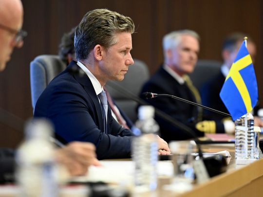Швеція прискорить постачання оборонних матеріалів до України