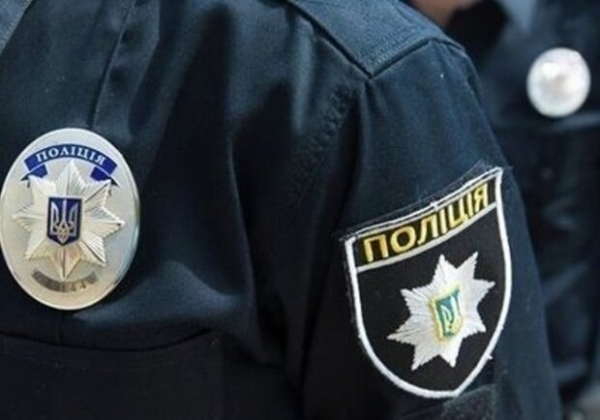 В Одесской области трое подростков развлекались и танцевали на Аллее Славы погибшим Героям