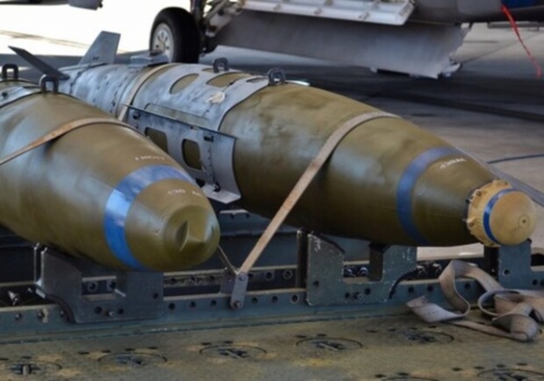Российские оккупанты снова скинули авиабомбы в Черное море