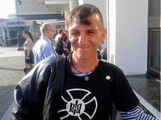 Вбивство окупантами дитячого письменника Вакуленка: перед стратою йому переламали пальці на руках