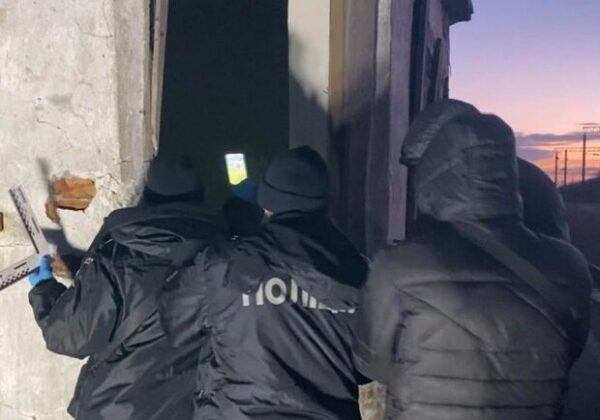 В Одесской области по подозрению в убийстве 15-летней девушки задержали 16-летнего парня В Одесской области по подозрению в убийстве 15-летней девушки задержали 16-летнего парня