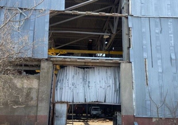 Прокуратура расследует обстрел промышленного объекта в Одесской области