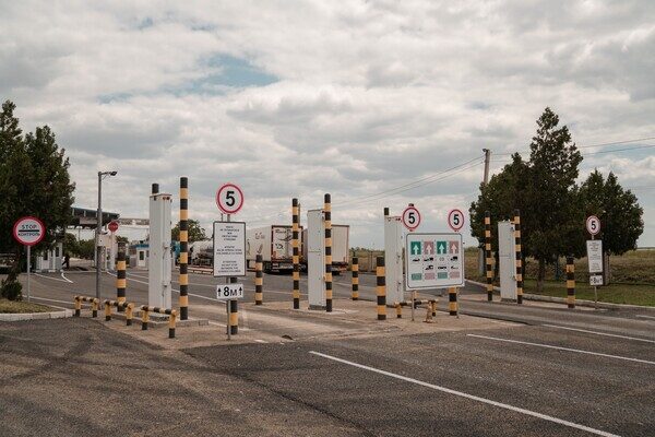 В Одесской области завершили реконструкцию КПП "Рени"