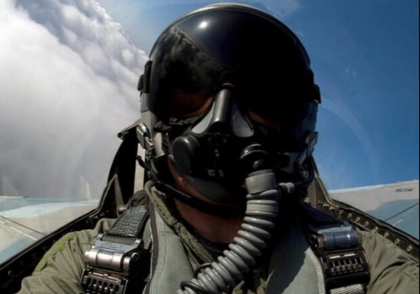 Украинский пилот F-16 установил исторический рекорд, уничтожив шесть ракет РФ за один вылет