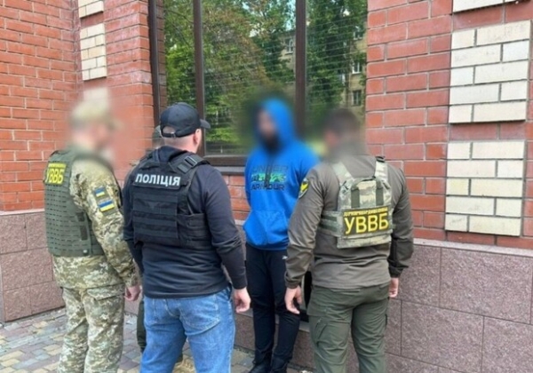 Торговля бронированием: одессит обещал за 3,5 тысячи долларов подкупить работников ТЦК
