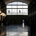 Верховный суд США заблокировал инициативу Трампа по депортации мигрантов по закону XVIII века