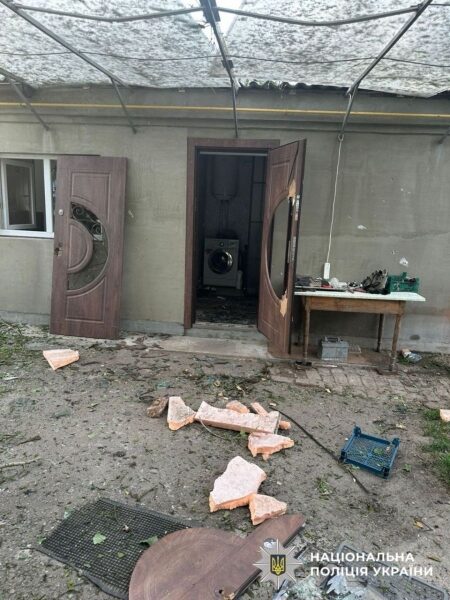Наліт безпілотників на&nbsp;Київщину: пошкоджено школу, магазини, приватні будинки (фото)