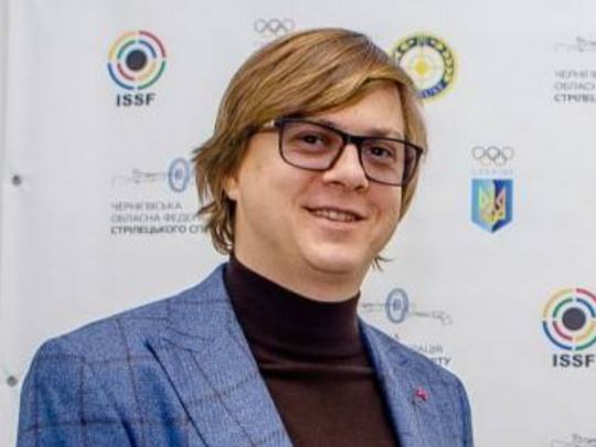 Виїхав до&nbsp;чи&nbsp;після і&nbsp;чи&nbsp;збрехала прем&rsquo;єрка: в&nbsp;Україні скандал навколо молодшого брата Юлії Свириденко, який живе в&nbsp;Англії