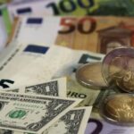 Курс валют в Украине 11 сентября 2025: сколько стоит доллар и евро