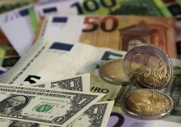 Курс валют в Украине 11 сентября 2025: сколько стоит доллар и евро