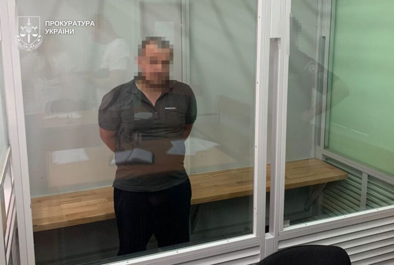 Били руками, ногами та&nbsp;трубою: батьки до&nbsp;смерті закатували 4-річного сина за&nbsp;печиво, яке той взяв без дозволу