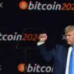 Биткоин обвалился до минимума эпохи Трампа