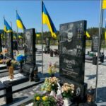 «Бачимо корупцію на меморіалах і свідоме витіснення пам’яті про полеглих», — військовий Олександр «Акбар» Оловаренко