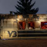 Нічна атака дронів: пошкоджено житлові будинки, локомотив електрички, автомобіль рятувальників (фото)