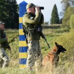 Штрафи до 170 тисяч і тюрма: уряд готує покарання за незаконний виїзд за кордон