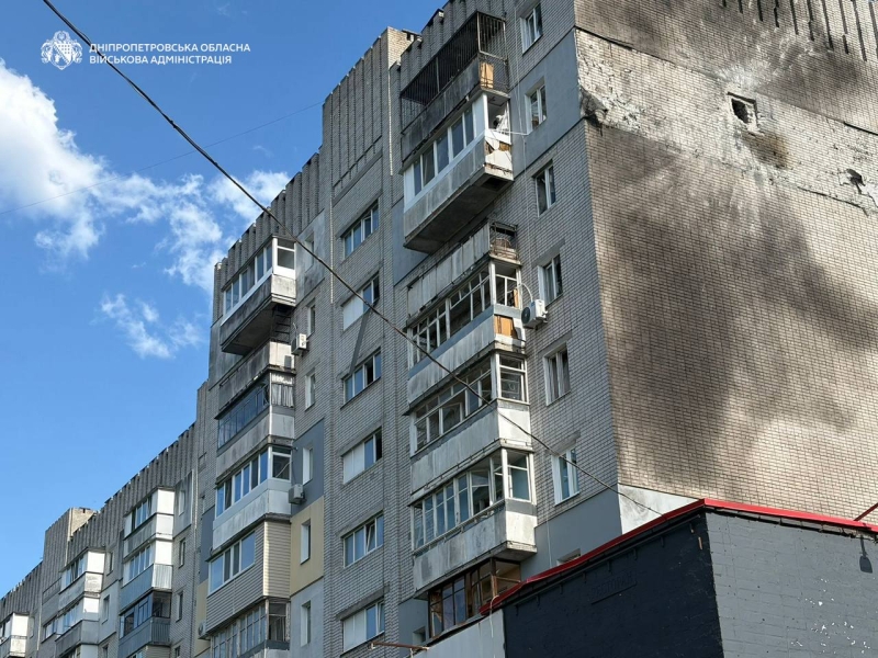 П'ятнадцять людей поранено у&nbsp;Дніпрі внаслідок атаки росіян (фото, відео)